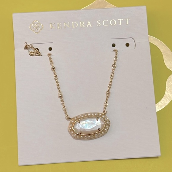 Kendra Scott Pearl Beaded Elisa Gold Pendant Necklace in Ivory Mother-of-Pearl - Picture 4 of 4